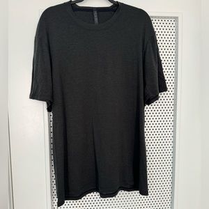 Lululemon XL Black Tshirt